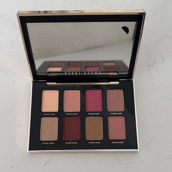 Bobbi Brown Other - Bobbi Brown Luxe Metal Rose Gold Eyeshadow Palette